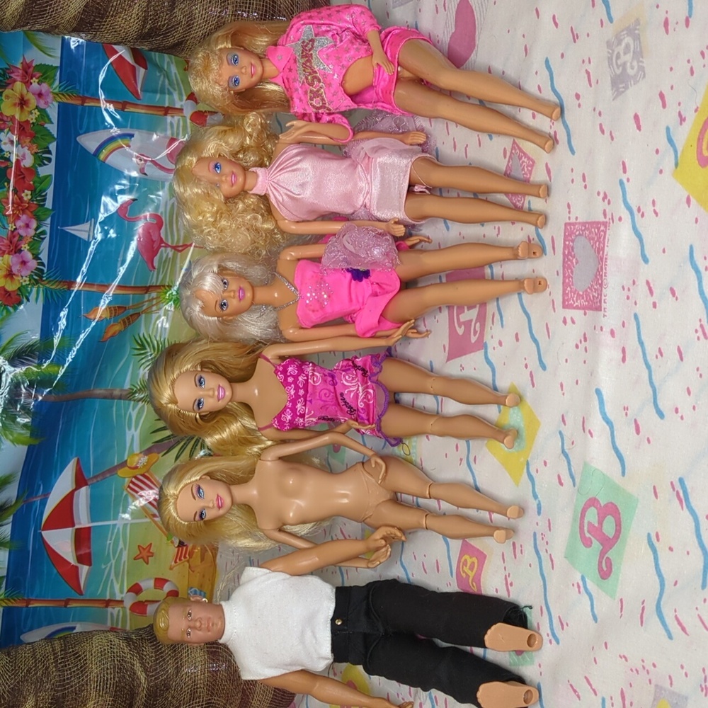 TLC Barbie Fashion Doll Set with Pink and White Outfits